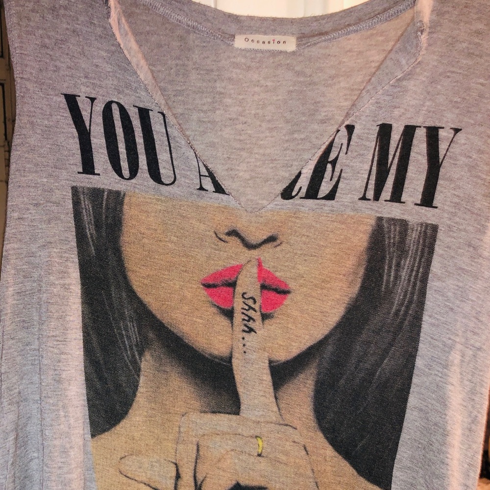 🆓Cut v neck tank